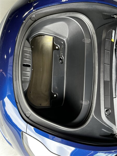 Used 2018 Tesla Model 3 Long Range RWD image 30