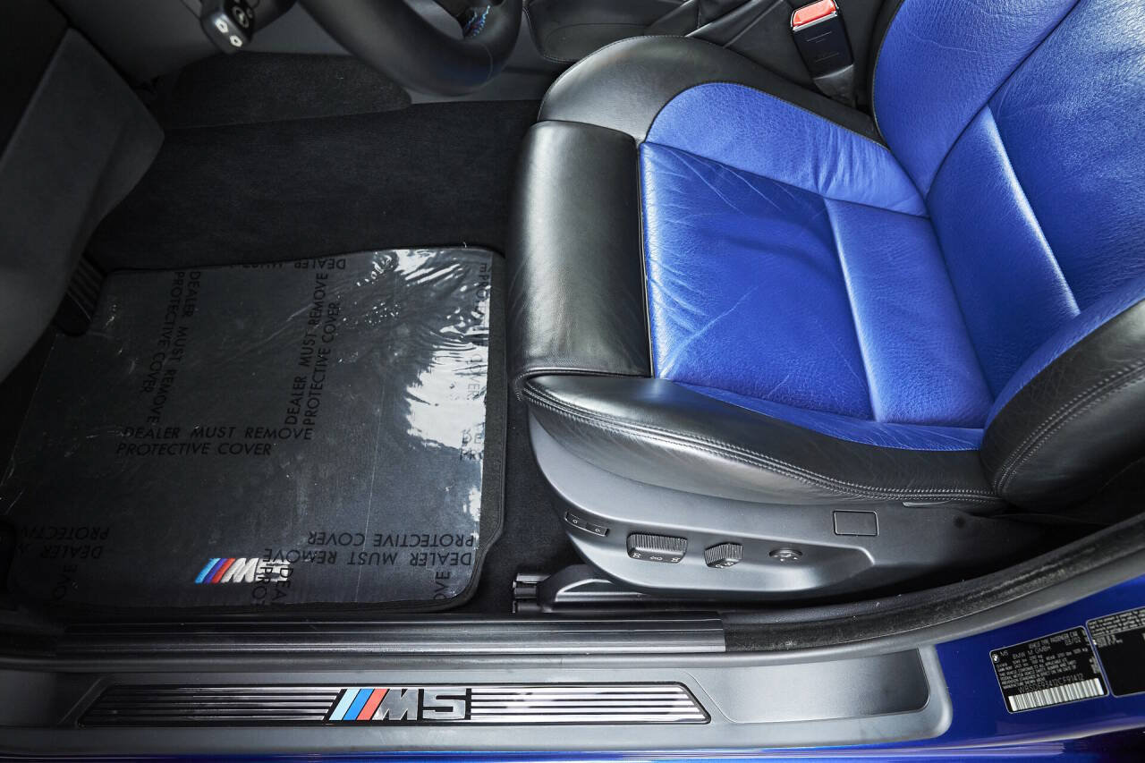 Used 2002 BMW M5 RWD image 57