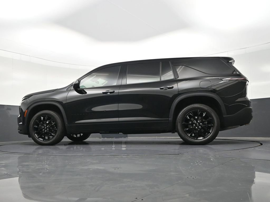 Used 2024 Chevrolet Traverse LS w/ Midnight/Sport Edition FWD image 24