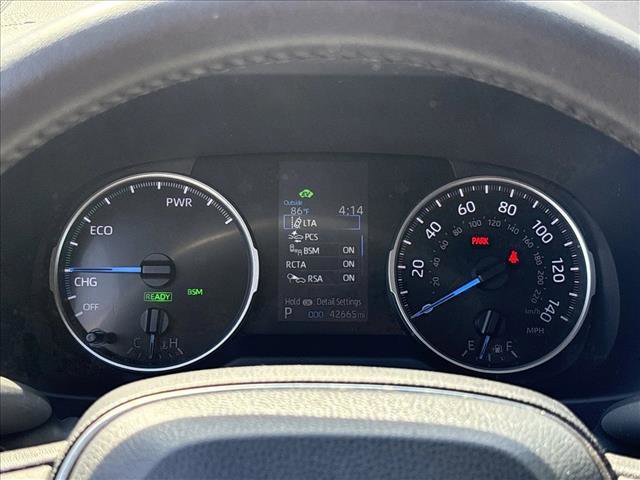 Used 2022 Toyota RAV4 SE w/ Convenience Package AWD/4WD image 11