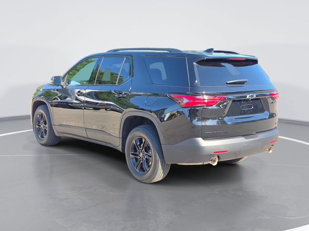 Certified 2023 Chevrolet Traverse LT w/ Midnight/Sport Edition AWD/4WD image 6