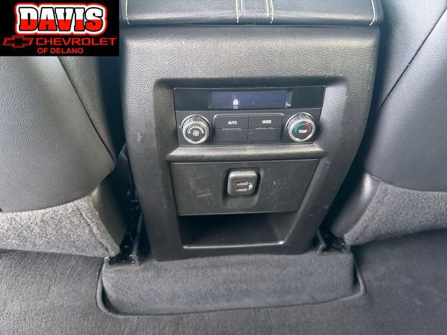 Used 2023 Chevrolet Traverse LT w/ Rear Camera Mirror Package AWD/4WD image 20