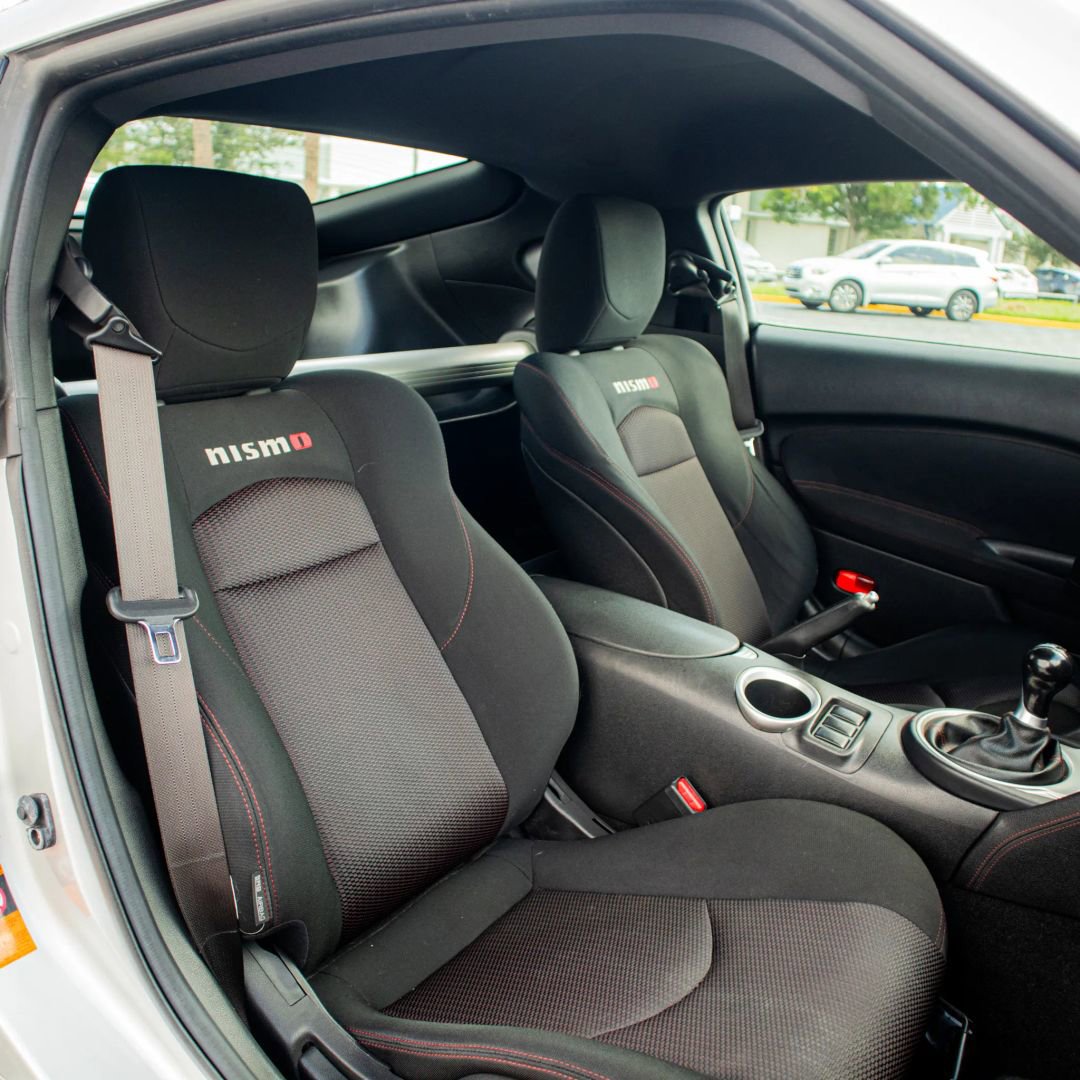 Used 2009 Nissan 370Z NISMO RWD image 18