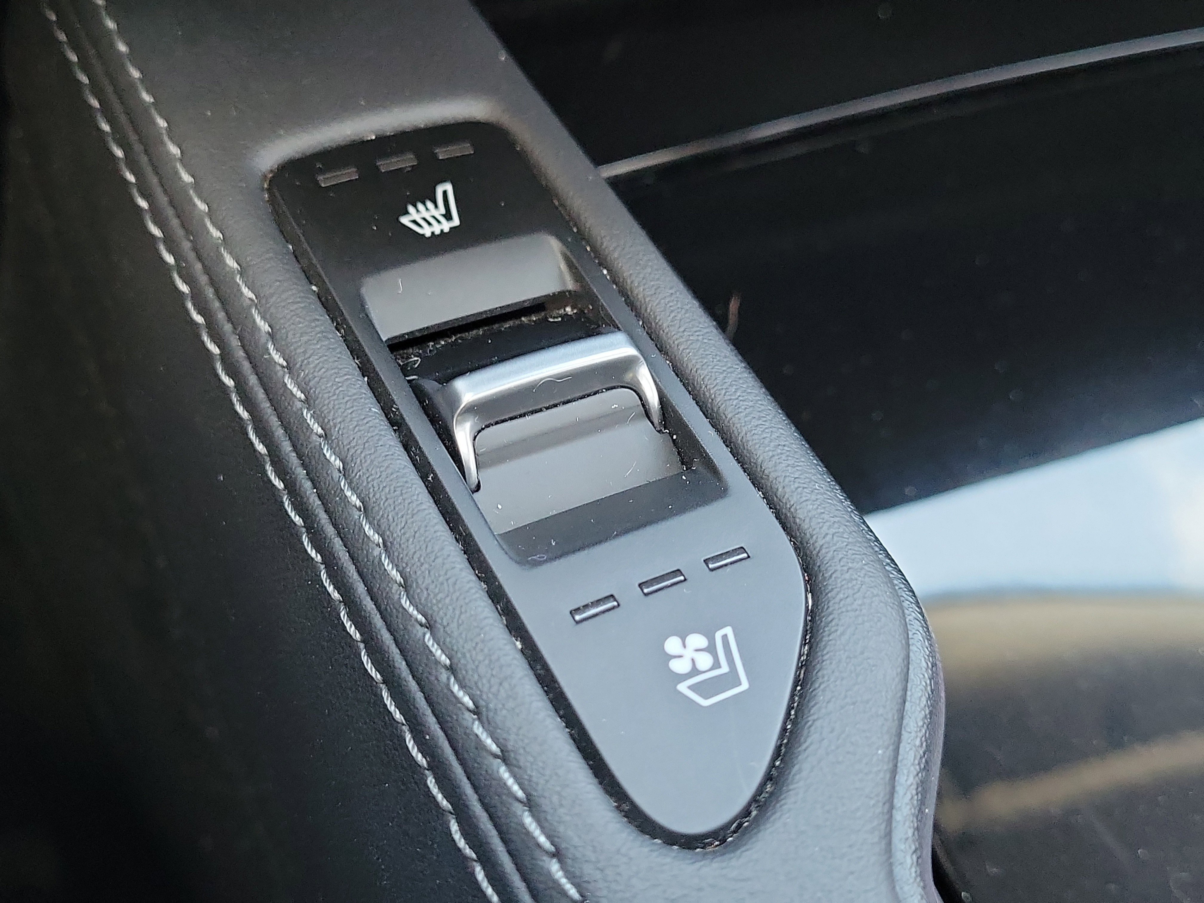 Used 2021 Kia Telluride EX w/ Towing Package image 29