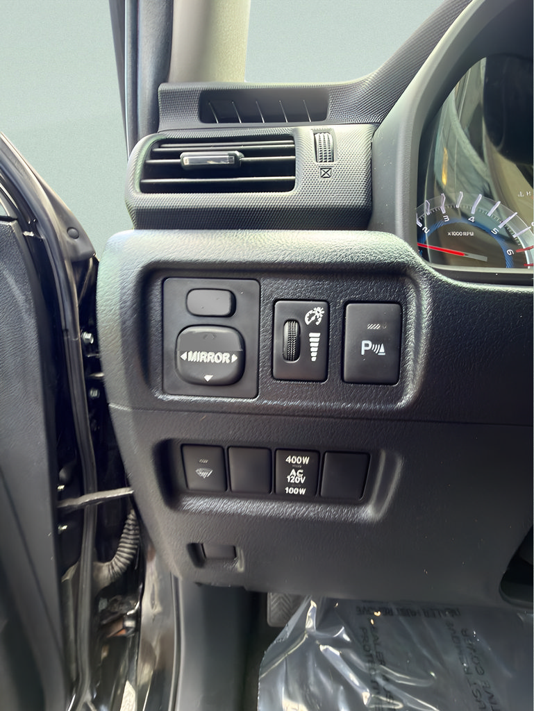 Used 2017 Toyota 4Runner Limited AWD/4WD image 14
