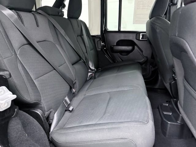 Used 2023 Jeep Wrangler Unlimited w/ Sun & Screen Package AWD/4WD image 21
