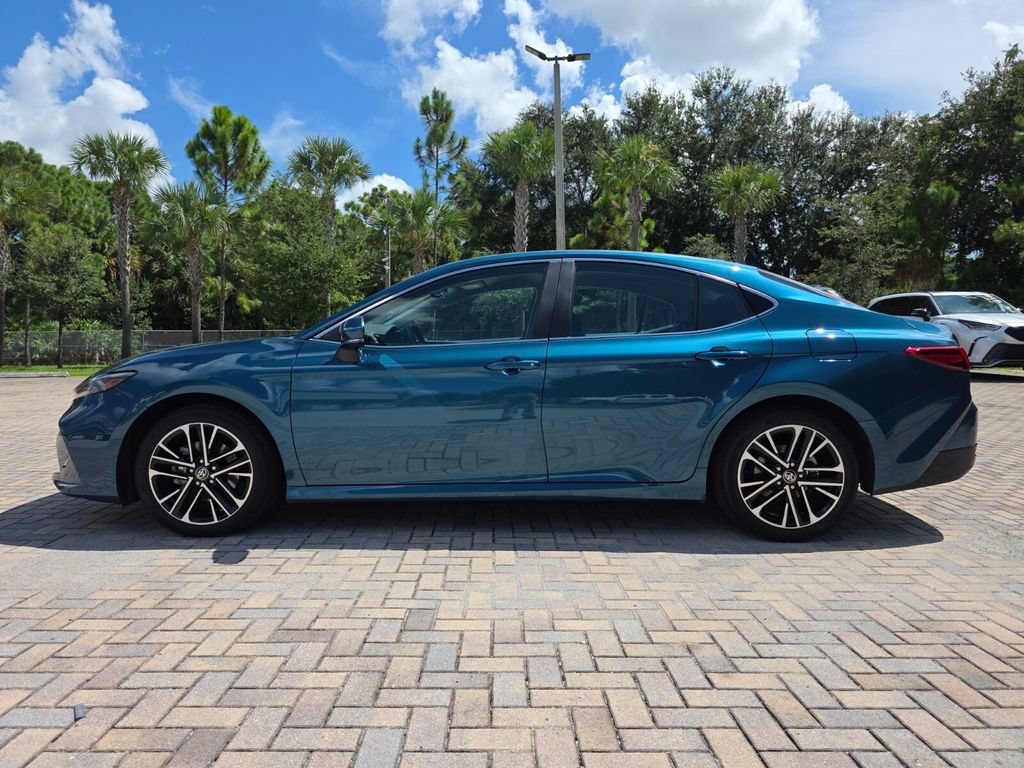 Used 2026 Toyota Camry XLE AWD/4WD image 8