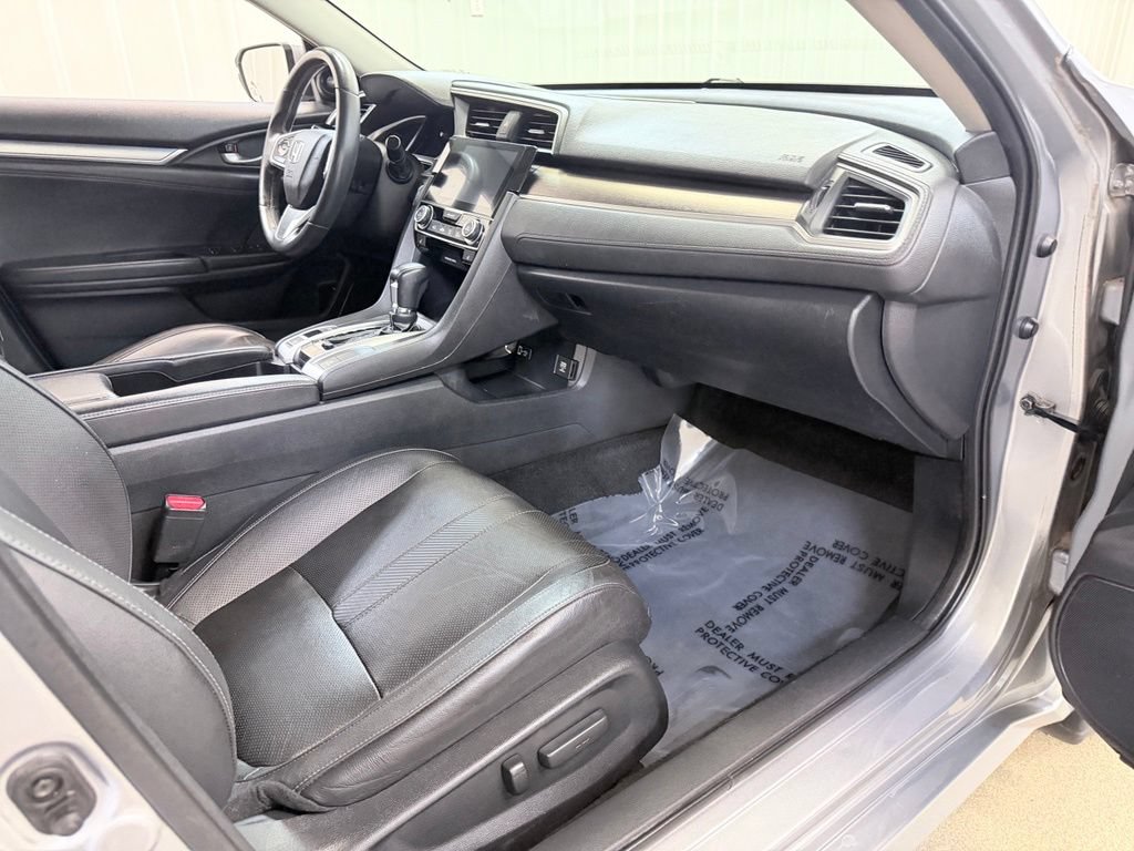 Used 2016 Honda Civic Touring image 33