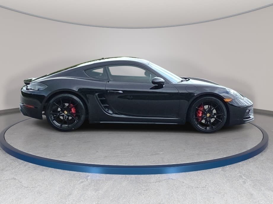 Used 2018 Porsche 718 Cayman S RWD image 4