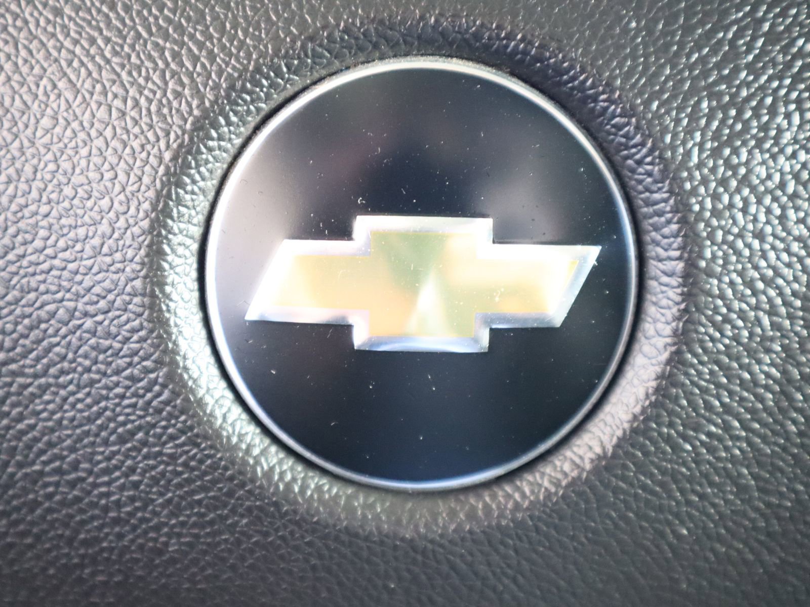 Used 2013 Chevrolet Avalanche LTZ image 32