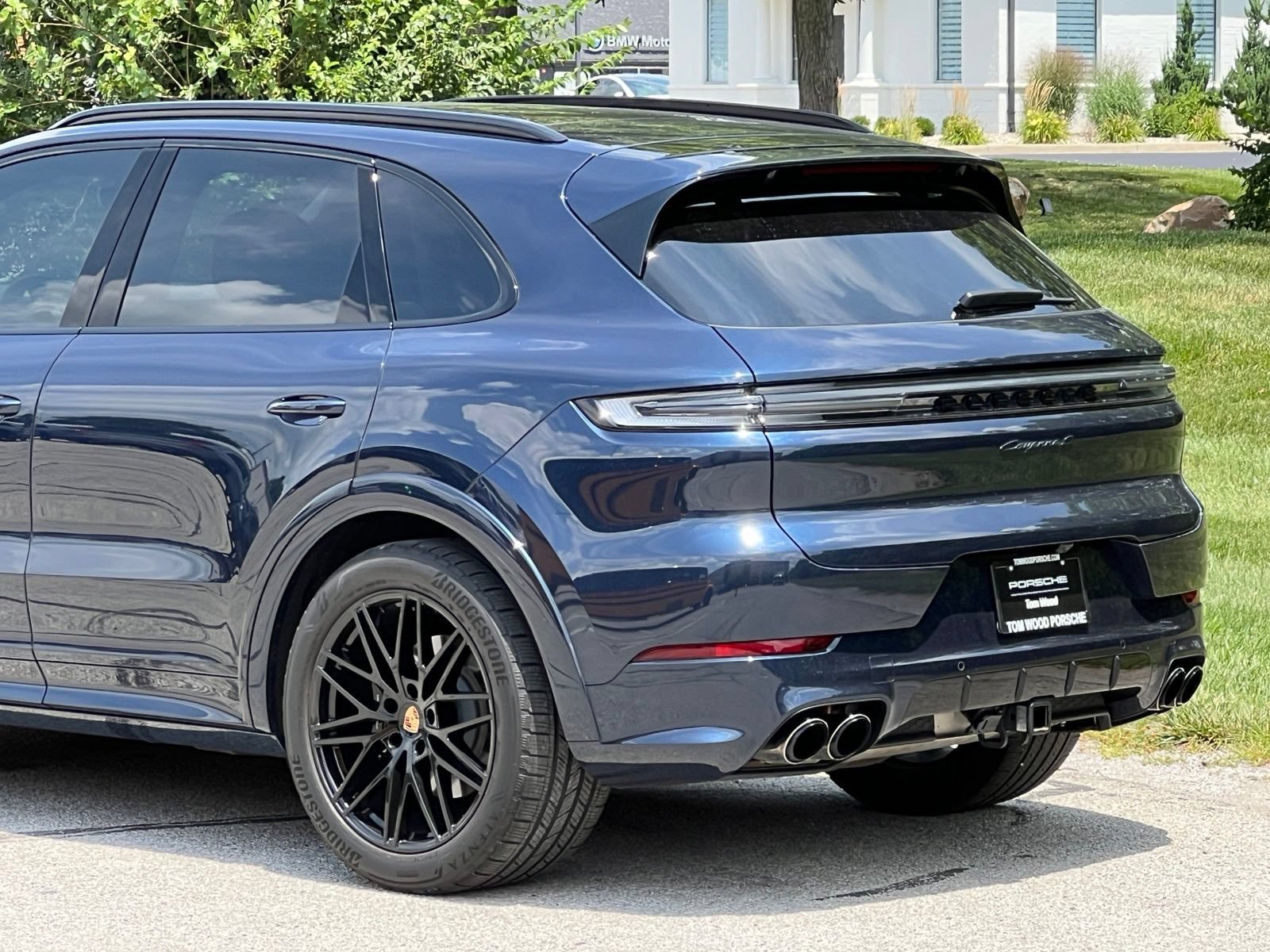 Certified 2025 Porsche Cayenne S AWD/4WD image 9