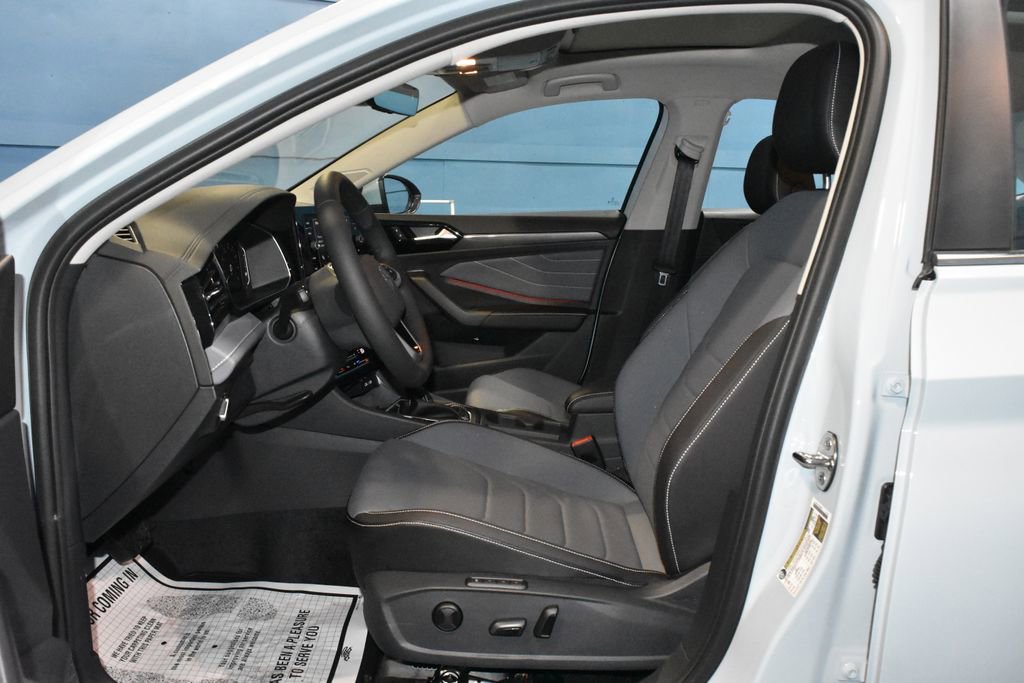 Used 2026 Volkswagen Jetta SEL image 7