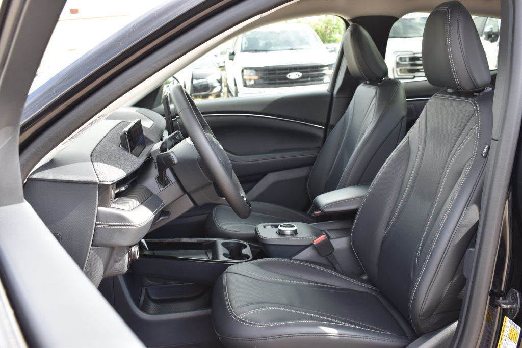 Certified 2023 Ford Mustang Mach-E Premium AWD/4WD image 27