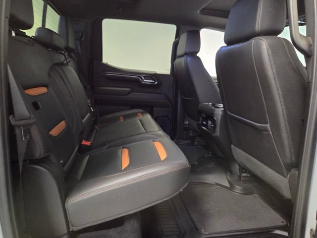 Used 2024 GMC Sierra 1500 AT4 w/ Technology Package AWD/4WD image 15