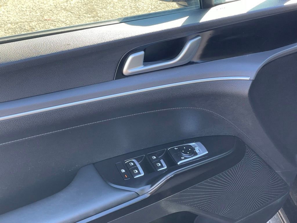 Used 2024 Kia K5 GT-Line image 13