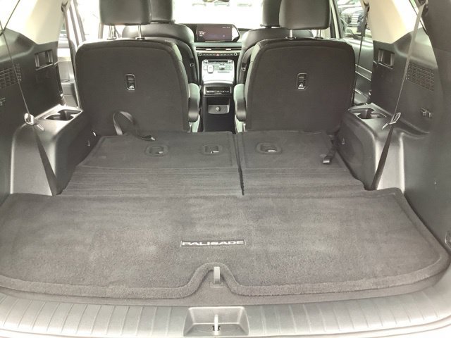 Certified 2025 Hyundai Palisade SEL AWD/4WD image 11