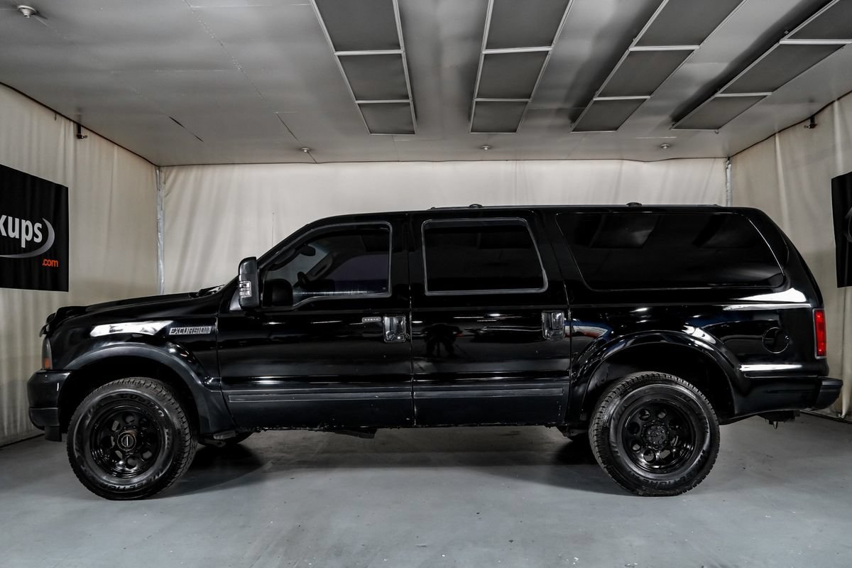 Used 2004 Ford Excursion Limited AWD/4WD image 11