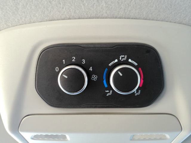 Used 2023 Ford Transit 350 XLT image 39