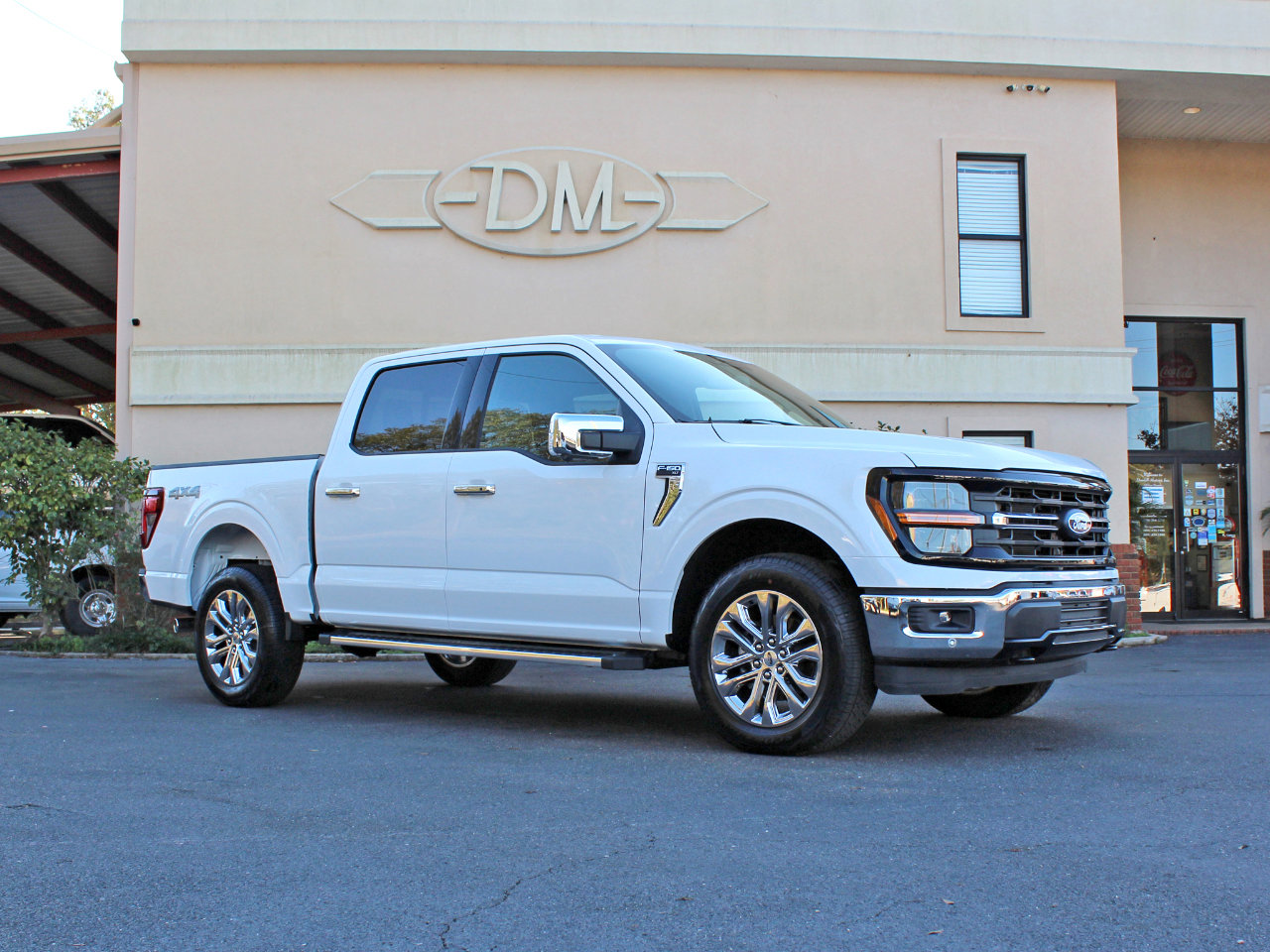 Used 2024 Ford F150 XLT w/ Equipment Group 302A MID image 5