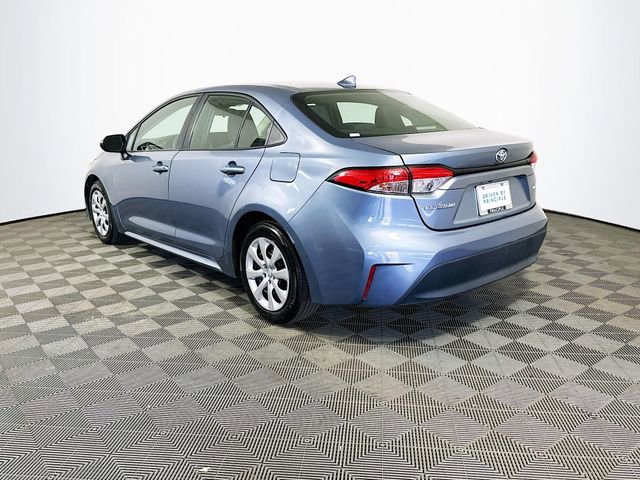 Used 2023 Toyota Corolla LE image 6