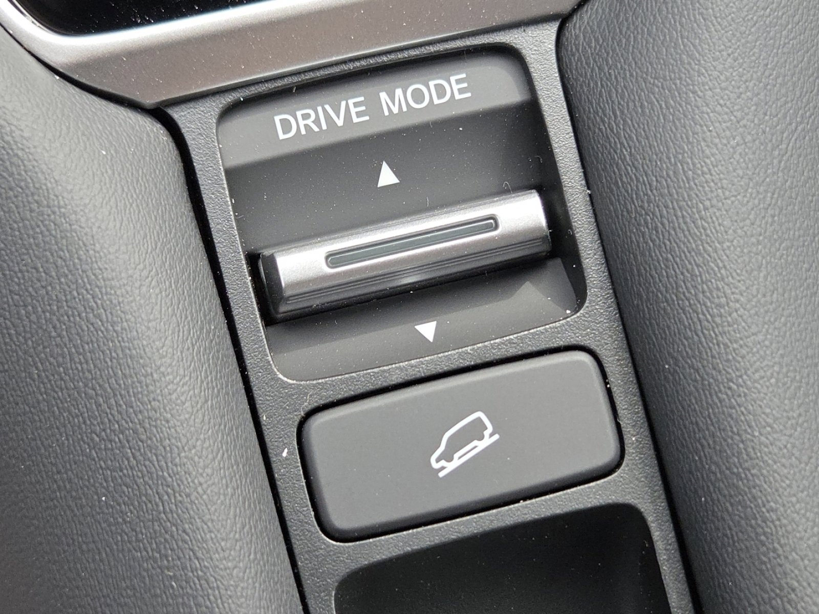 New 2026 Honda HR-V EX-L image 8