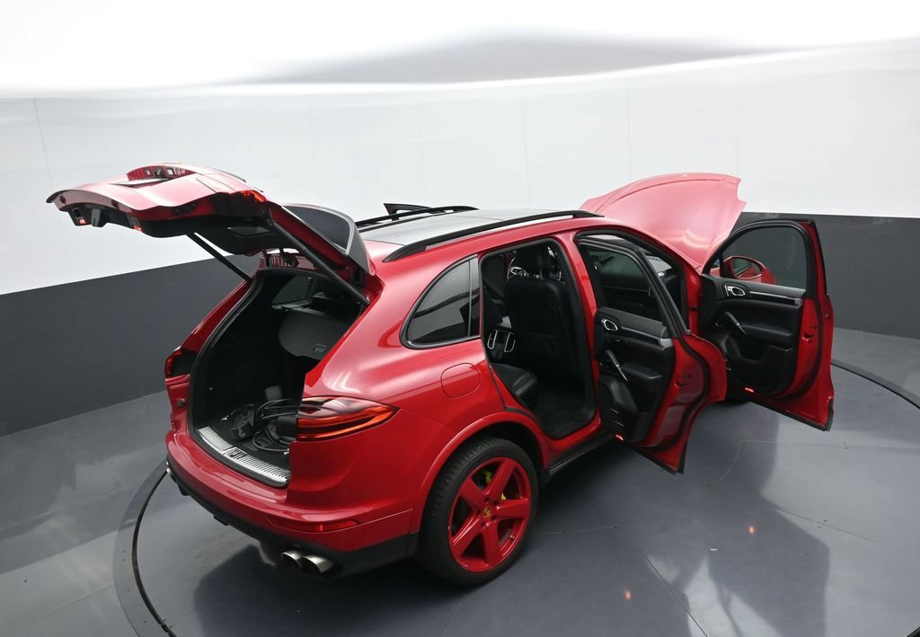 Used 2018 Porsche Cayenne S AWD/4WD image 43