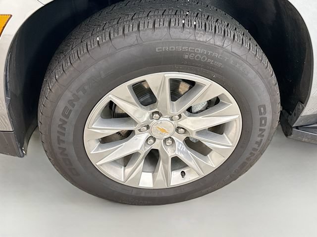 Used 2025 Chevrolet Suburban Premier w/ Sun And Tow Package AWD/4WD image 35
