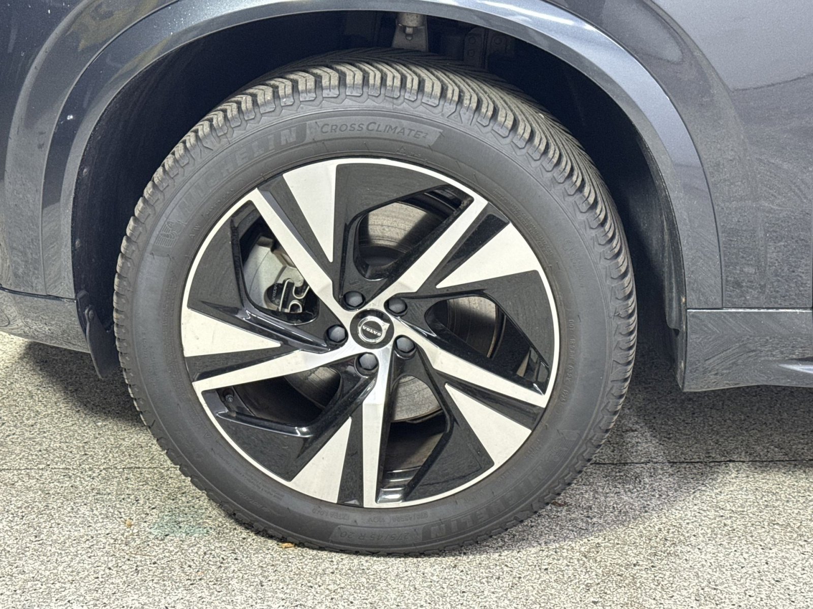 Used 2021 Volvo XC90 T8 R-Design AWD/4WD image 23