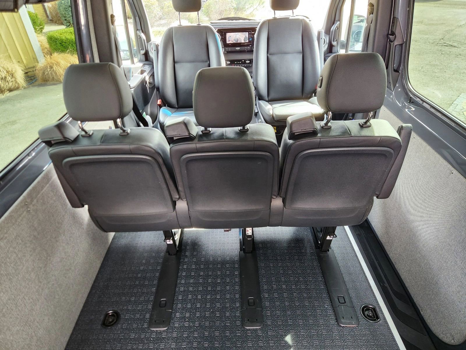 Used 2022 Mercedes-Benz Sprinter 2500 image 19