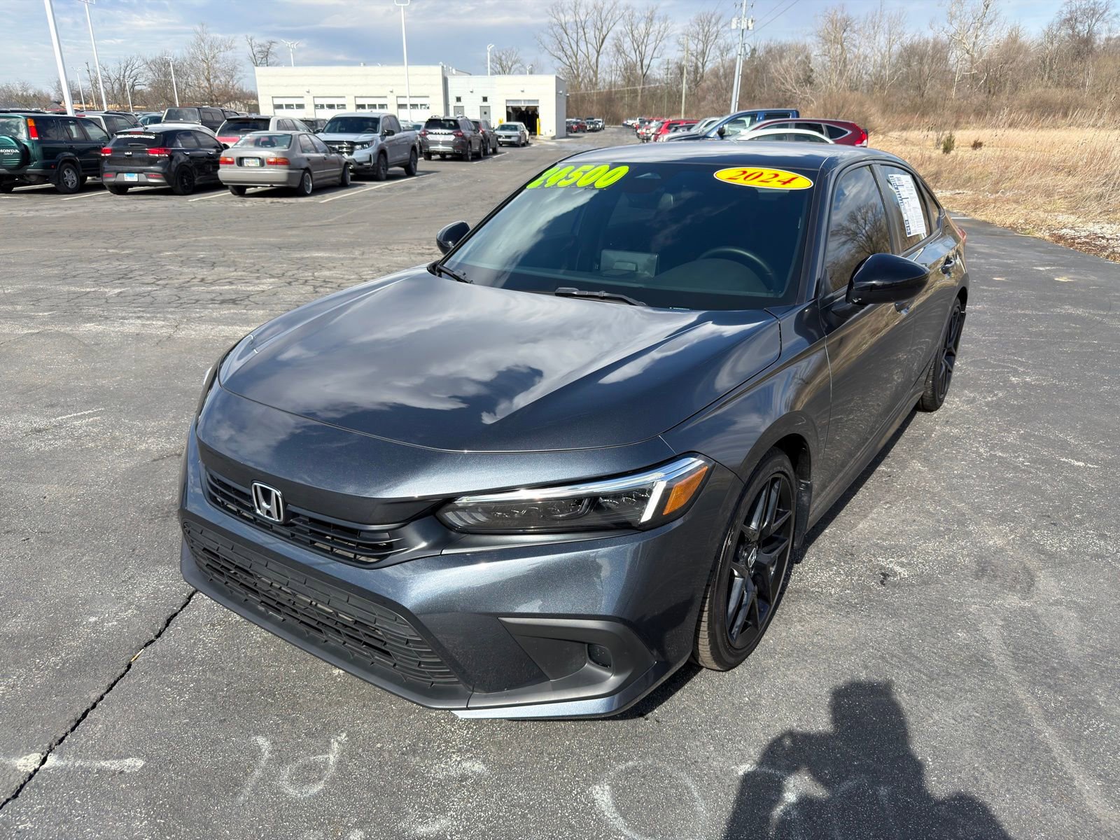 Used 2024 Honda Civic Sport image 2