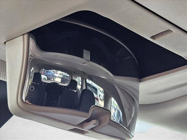 Used 2018 Chrysler Pacifica LX FWD image 18