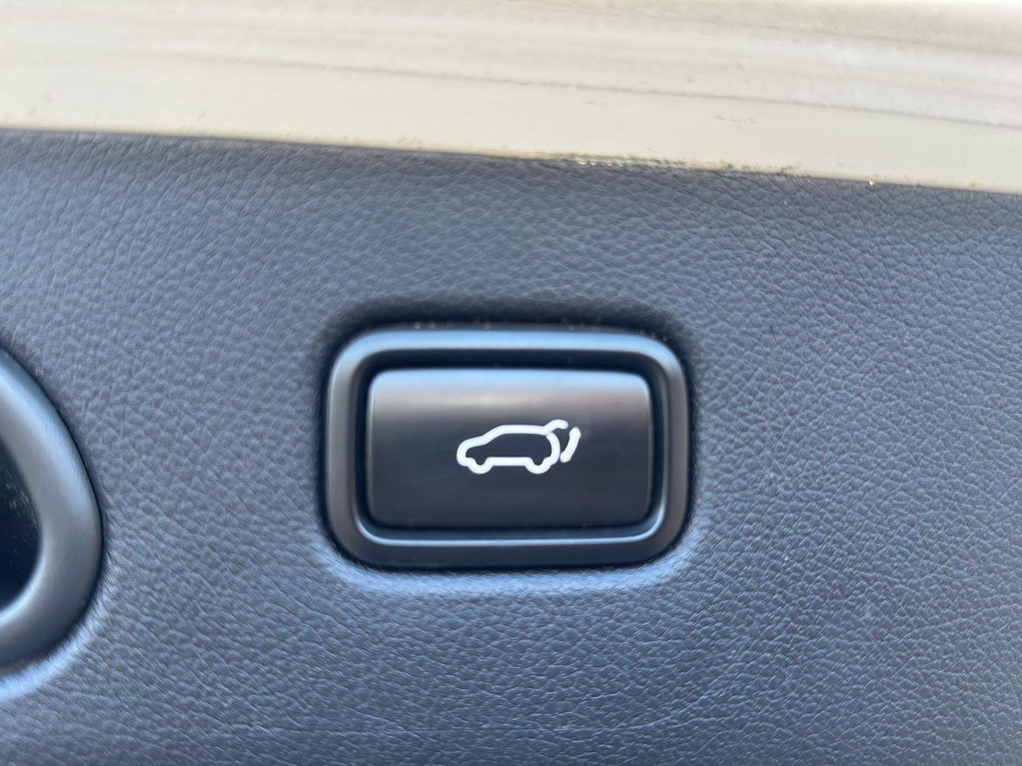 Used 2017 Kia Sportage EX w/ EX Technology Package image 12