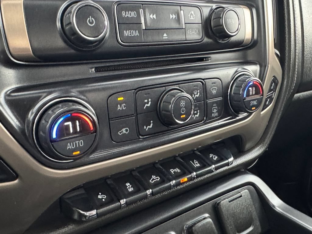 Used 2015 GMC Sierra 1500 Denali w/ Driver Alert Package AWD/4WD image 28