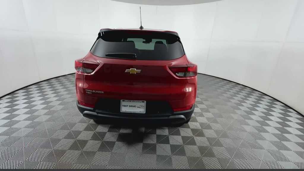 New 2026 Chevrolet TrailBlazer LS w/ LS Convenience Package AWD/4WD image 13