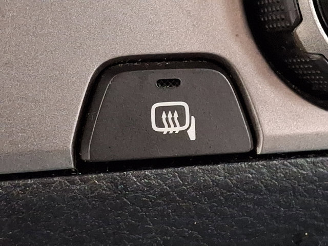 Certified 2018 Toyota Tacoma SR w/ SR Convenience Package image 22