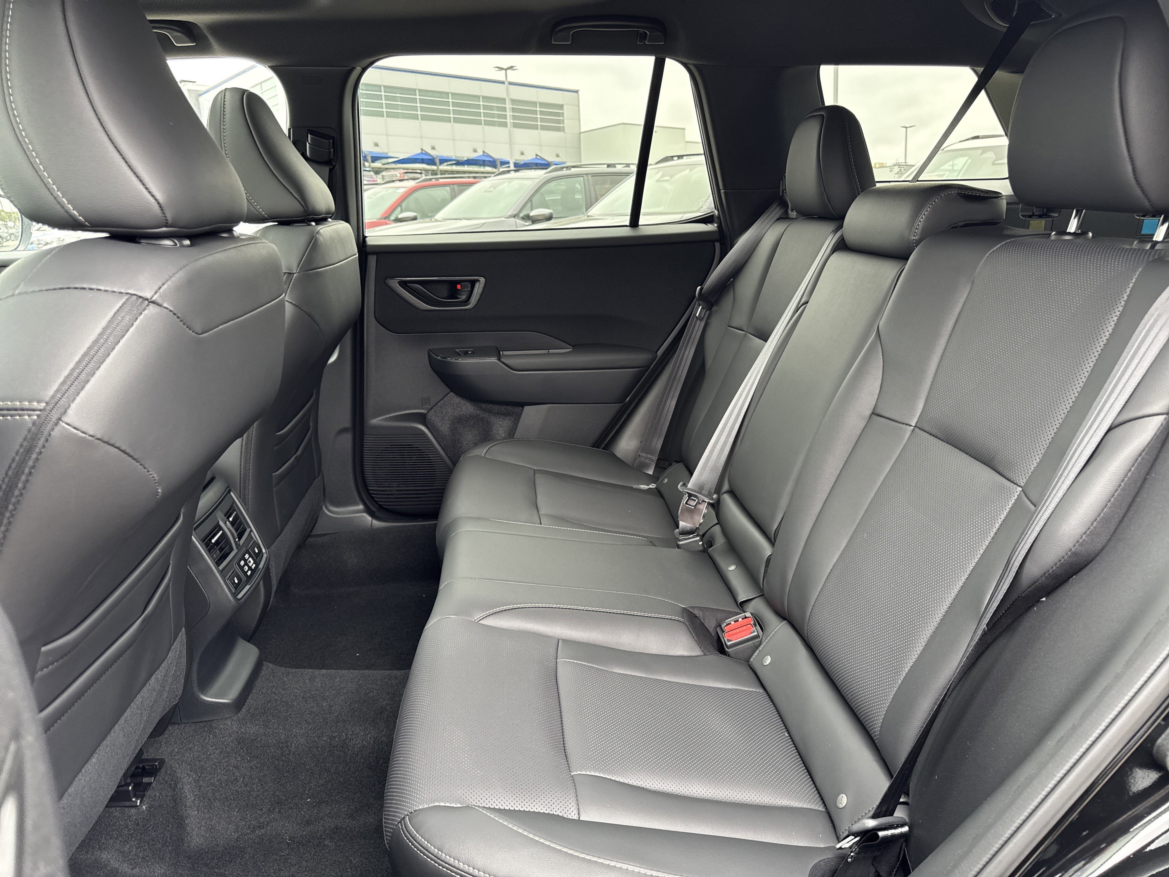 New 2026 Subaru Outback Limited AWD/4WD image 30