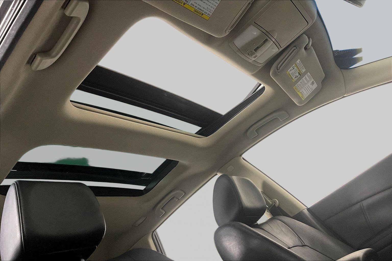 Used 2014 Nissan Murano LE w/ Platinum Edition Package image 28