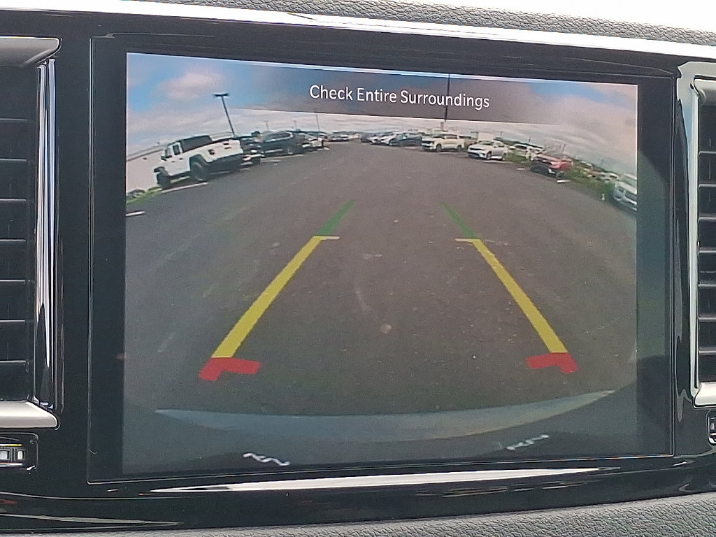 Used 2025 Chrysler Pacifica Select FWD image 23