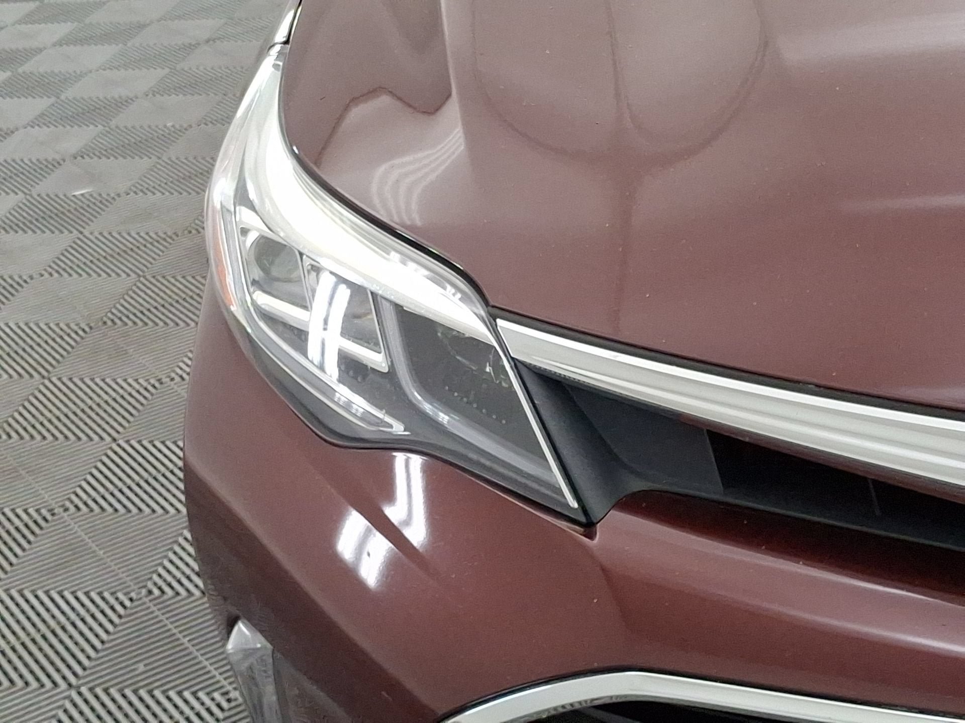 Used 2016 Toyota Avalon Touring FWD image 28