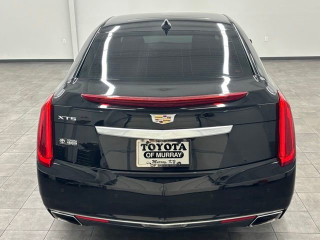 Used 2016 Cadillac XTS Luxury w/ Driver Awareness Package FWD image 3