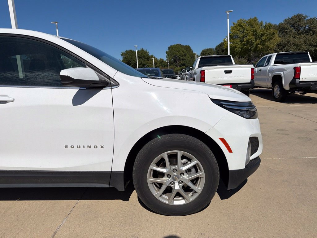 Used 2024 Chevrolet Equinox LT AWD/4WD image 8