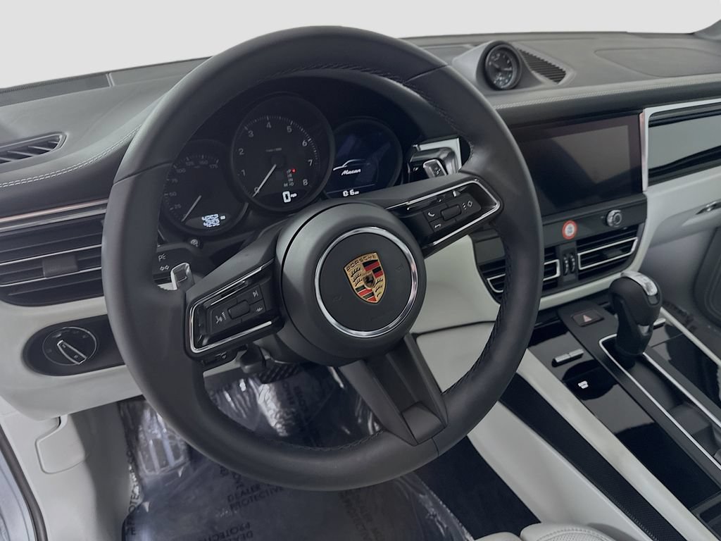 New 2025 Porsche Macan AWD/4WD image 12