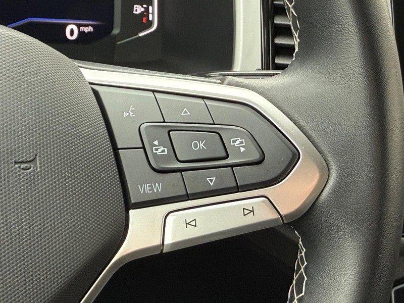 Used 2023 Volkswagen Atlas Cross Sport SE image 16