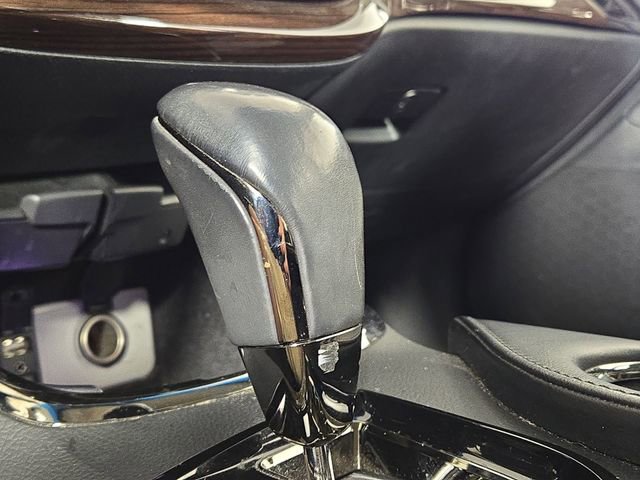 Used 2015 Toyota Avalon XLE Touring image 22