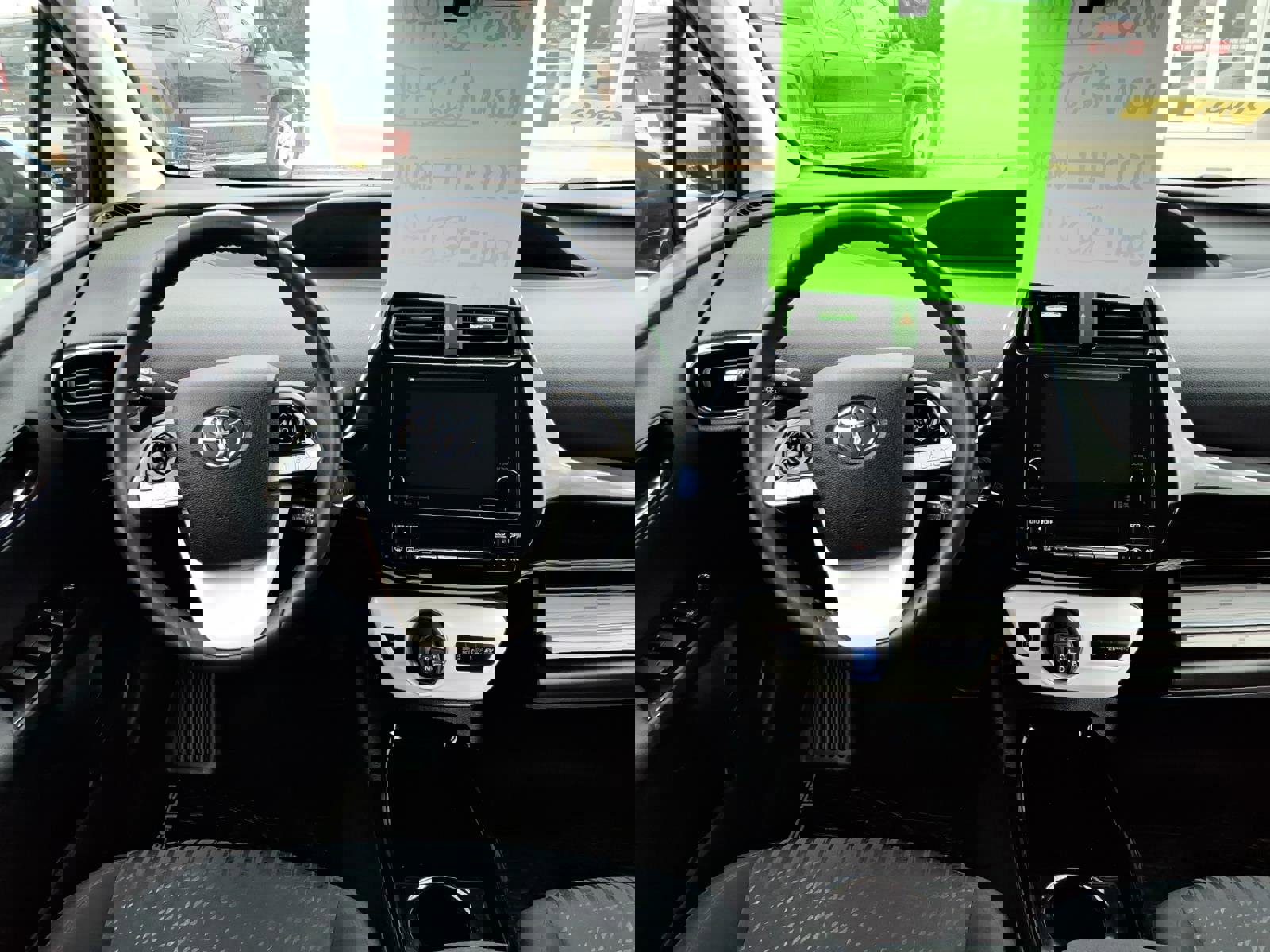 Used 2019 Toyota Prius Prime Plus image 8