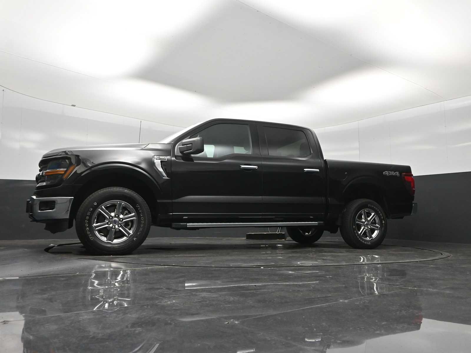 Certified 2025 Ford F150 XLT w/ Equipment Group 301A Standard AWD/4WD image 42