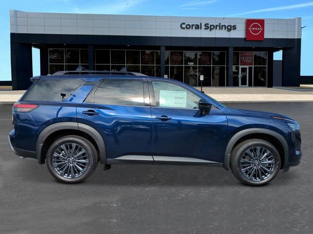 New 2026 Nissan Pathfinder SL image 6