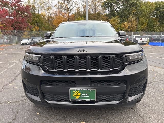 Used 2022 Jeep Grand Cherokee L Laredo image 2