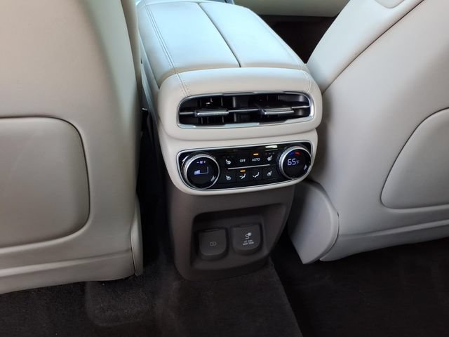Used 2023 Genesis GV80 3.5T AWD/4WD image 17