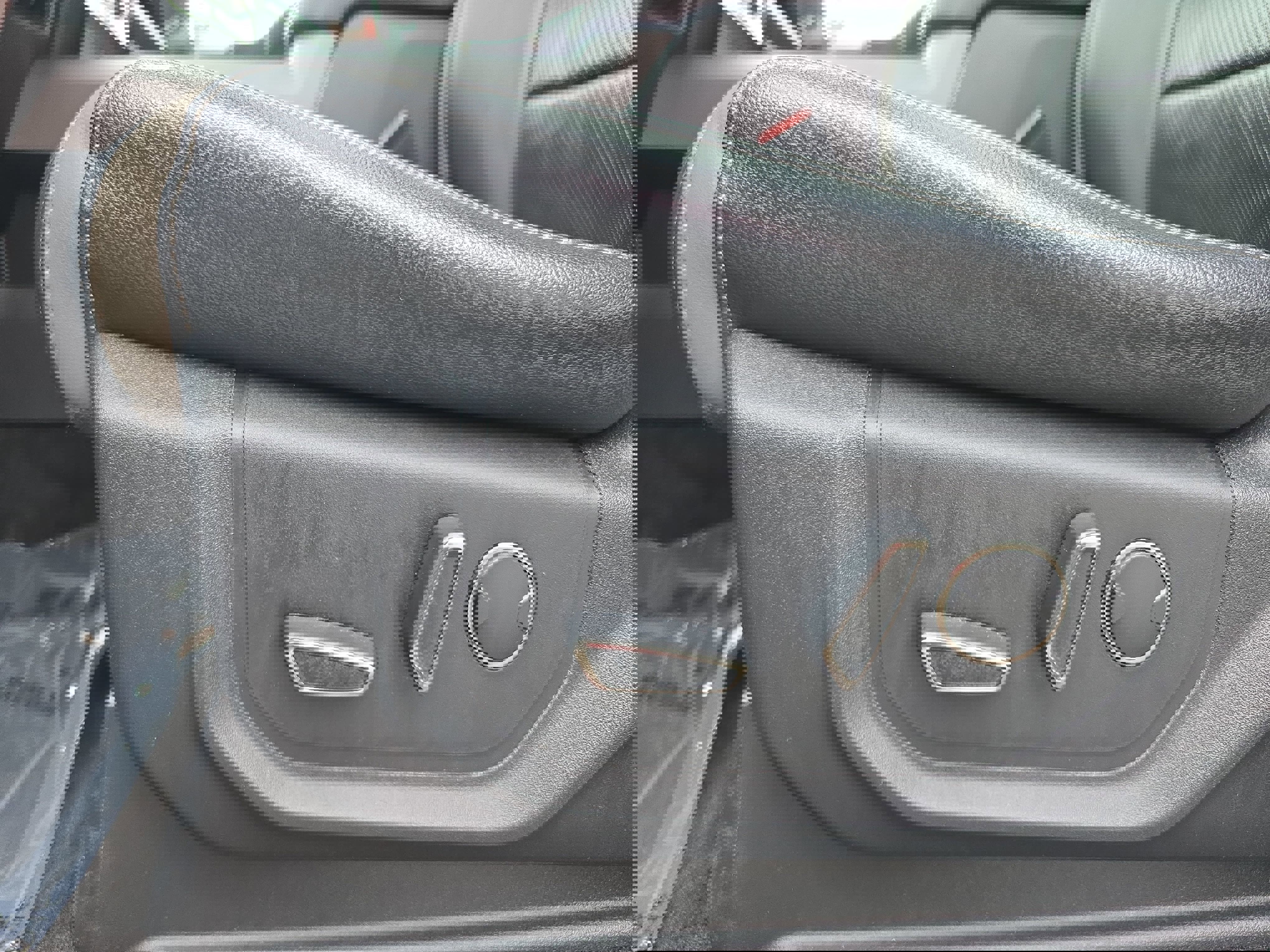 Used 2018 Ford F150 Raptor w/ Equipment Group 802A Luxury image 28